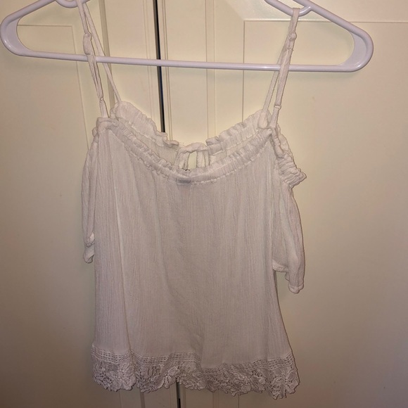 Too small - Picture 2 of 3